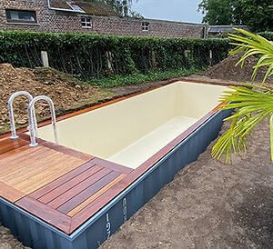 CONTÊINER PISCINA DE 20 PÉS SEMI-ENTERRADA