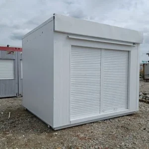 Contentor comercial 300×350 com persianas frontais divididas